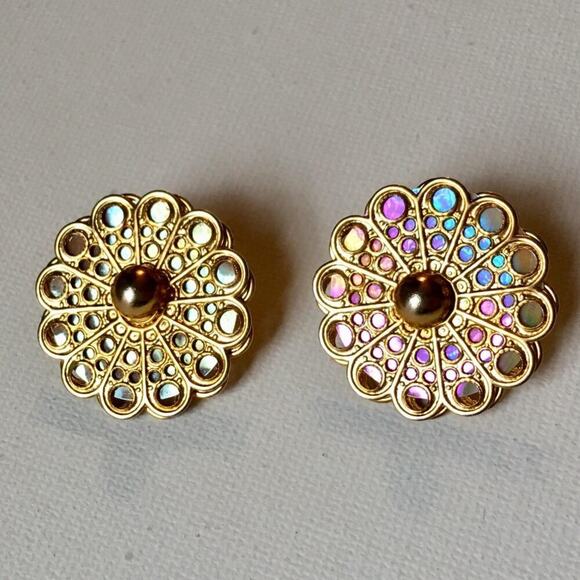 Vintage gold and iridescent round clip on earrings - Picture 7 of 8